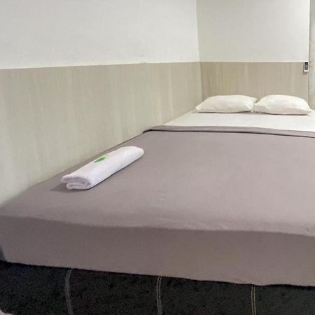 Hotel Giga Sidrap Rappang Exteriér fotografie